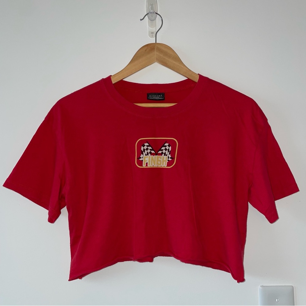“FINISH” Red Cropped Tee